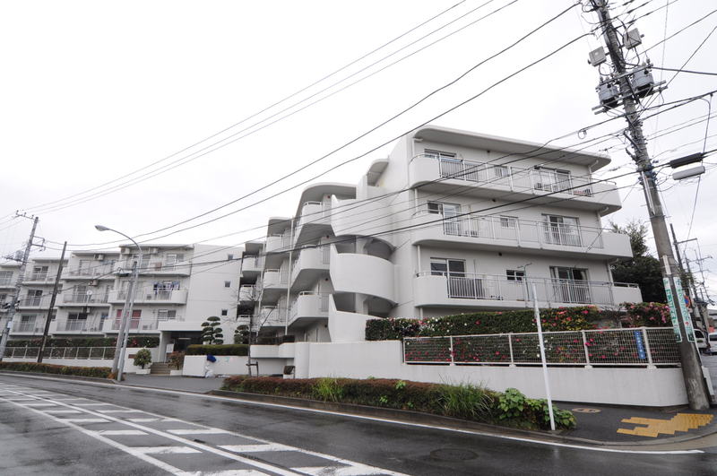 横浜市旭区白根3丁目 中古マンション