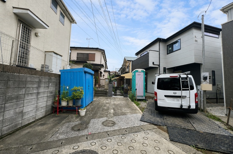 外観含む前面道路