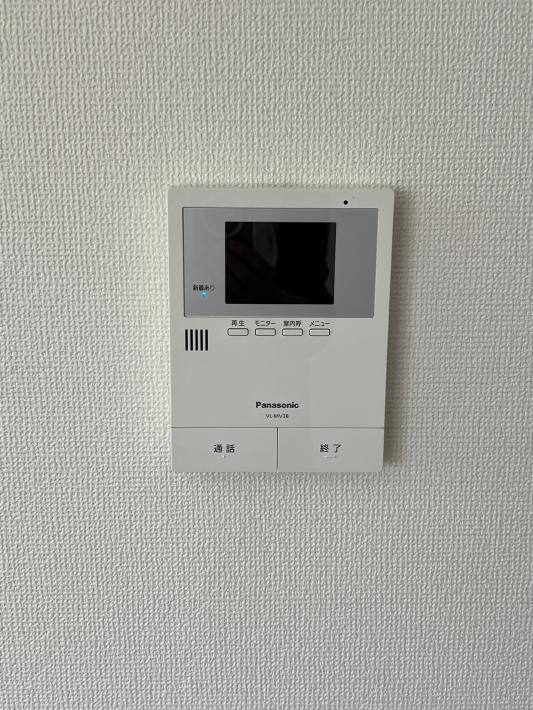 1F玄関モニター